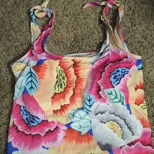 Kortni jean oversized floral top